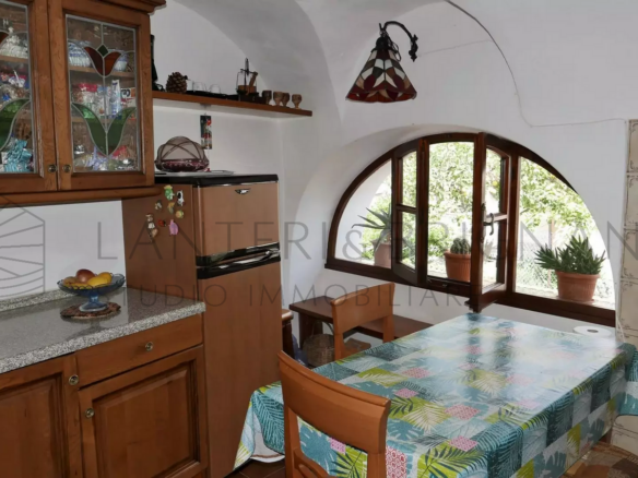 Appartamento nel borgo con mansarda e vista aperta