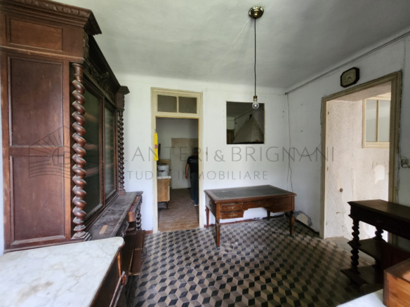 Appartamento con grande terrazza e vista aperta