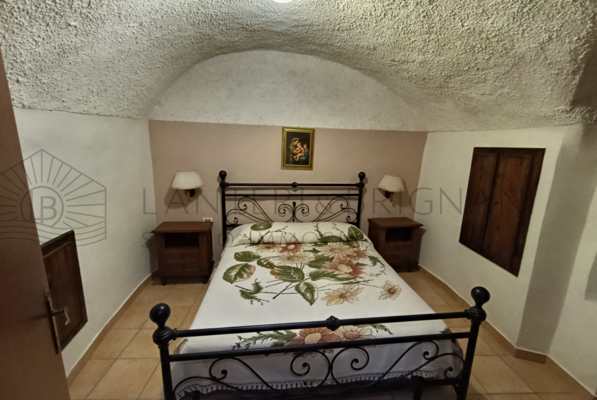 Casa indipendente nel borgo